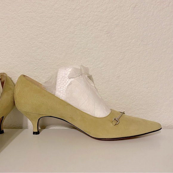 (NWOT) Gucci Vintage Olive Green Suede Horsebit Kitten Heels - Picture 9 of 14